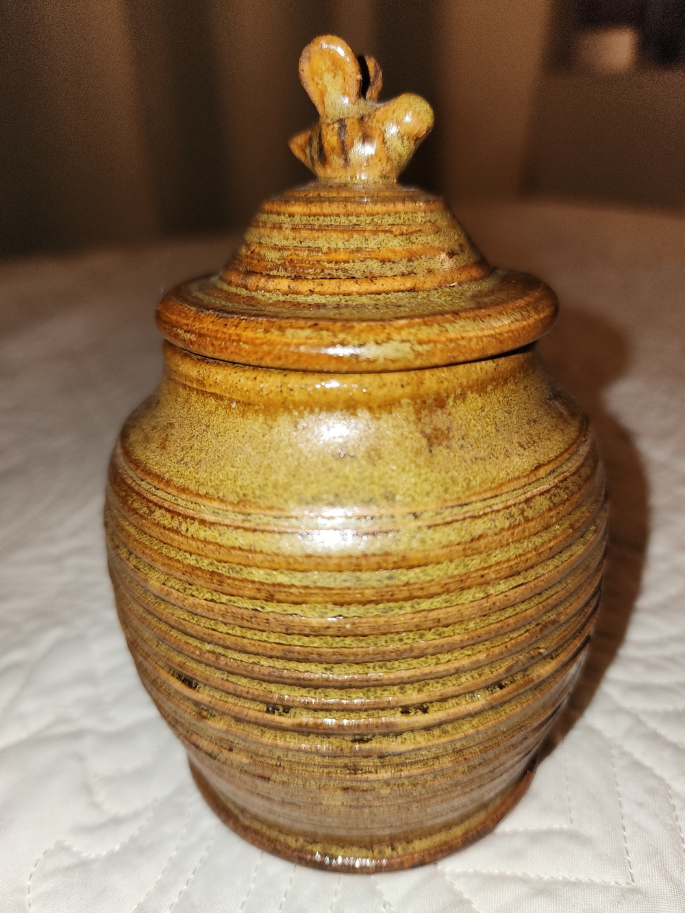 Honey Pot Jar Pottery Handmade w/ Bee on Lid CHARMING! SIGNED! WHIMSICAL COTTAGE